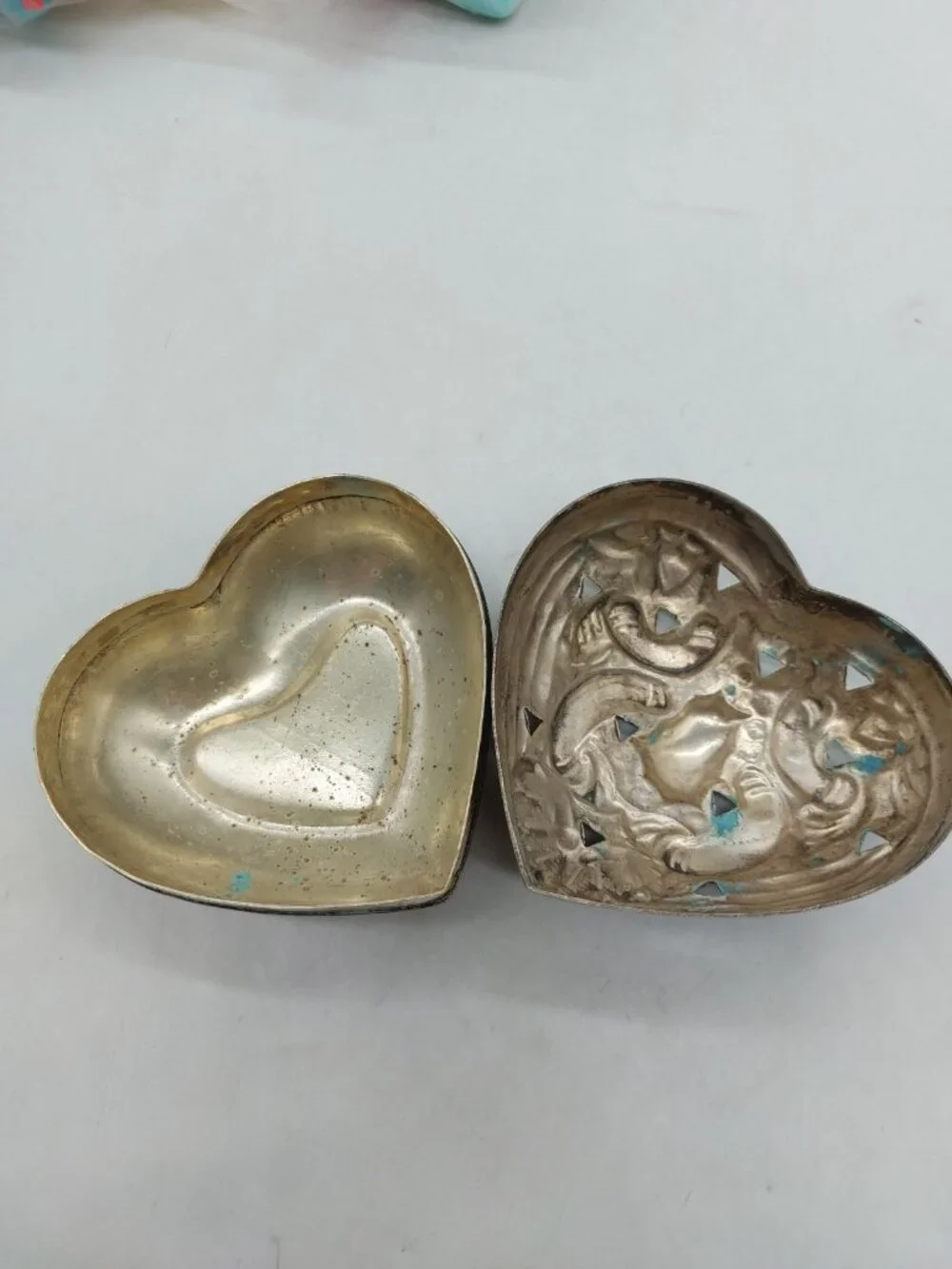 Alda's Forever English Silver Tone Friendship Heart Trinket Box Vintage